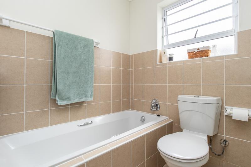 2 Bedroom Property for Sale in Diep River Western Cape